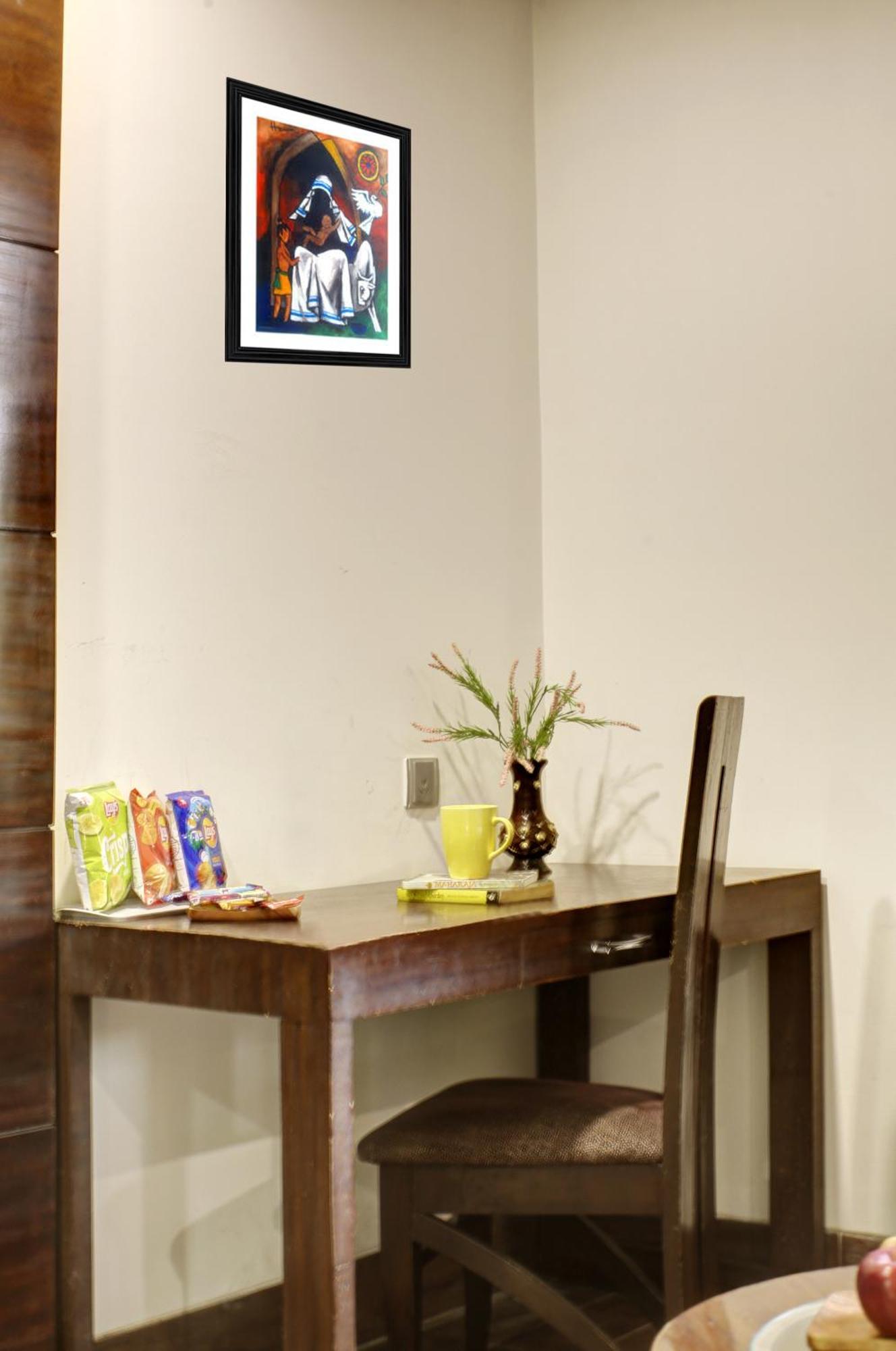 Hotel Good Times Near Ganga Ram Hospital And Karol Bagh Metro Delhi  Exterior photo