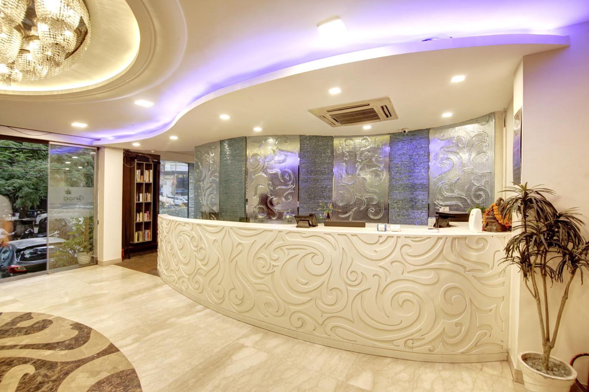 Hotel Good Times Near Ganga Ram Hospital And Karol Bagh Metro Delhi  Exterior photo