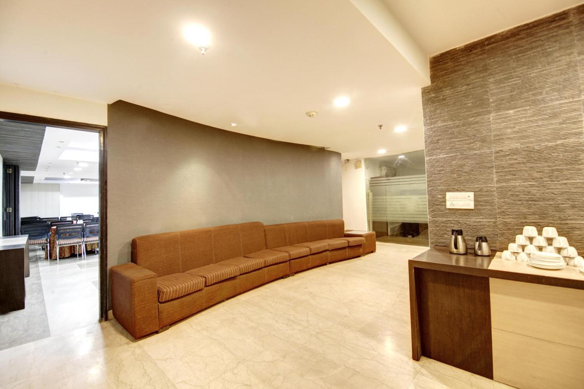 Hotel Good Times Near Ganga Ram Hospital And Karol Bagh Metro Delhi  Exterior photo